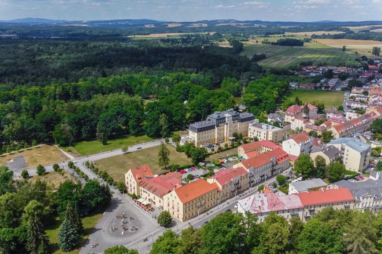 Spa Hotel Centrum Františkovy Lázně Dış mekan fotoğraf